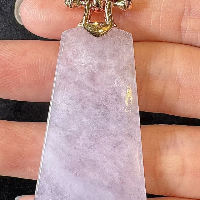 18K真鑽紫羅蘭平安無事牌吊墜 DB3