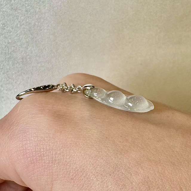 18K真鑽玻璃種福豆耳環 DB3