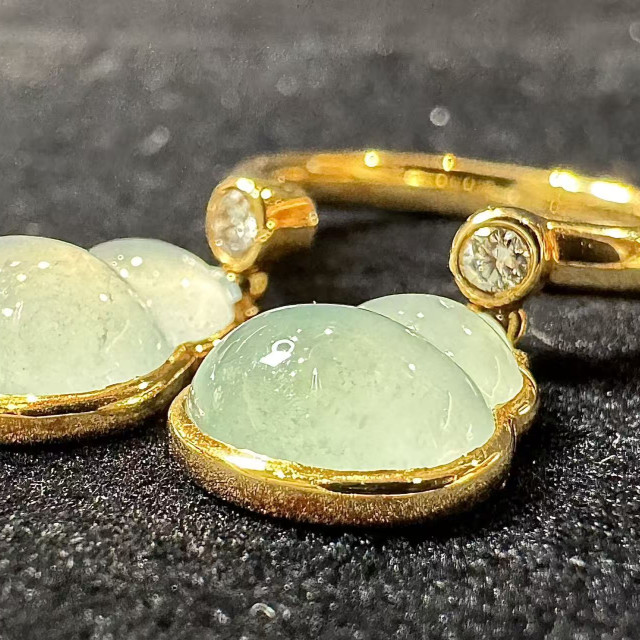 18K真鑽冰翡雙葫蘆戒指 DB3