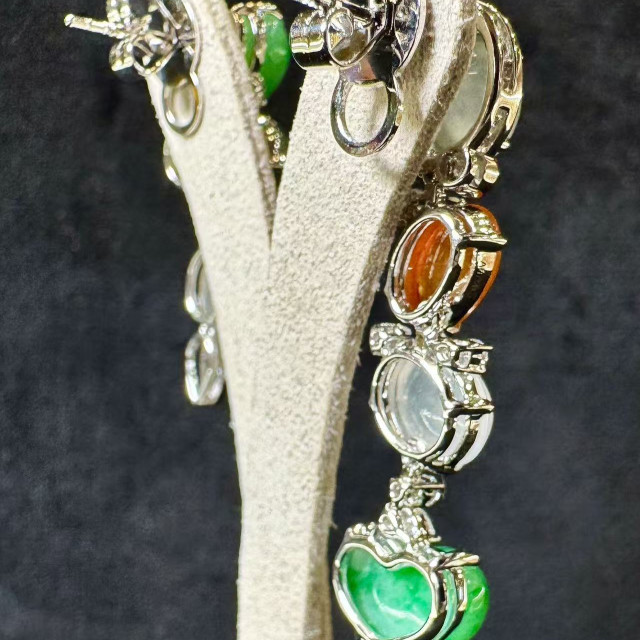 18K真鑽翡翠AB款 愛心耳環DB3