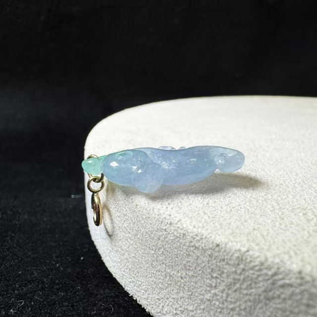 冰種春彩海馬小滴溜隨意扣18K金 DB5