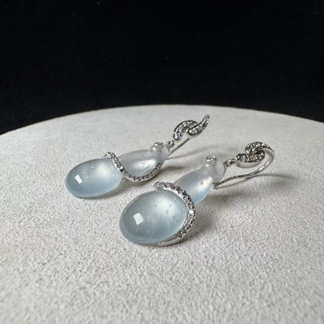 0102冰玻種葫蘆真鑽耳環18K金DB5