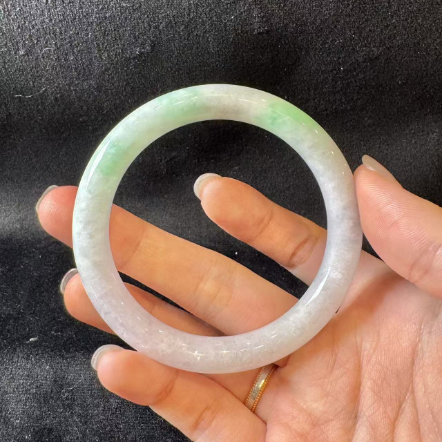 冰糯春彩圓骨翡翠手鐲 DB4