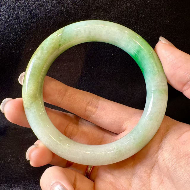 三彩圓骨翡翠手鐲 DB4