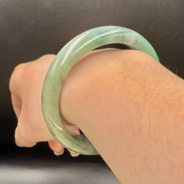 艷豆種飄花平安鐲DB5