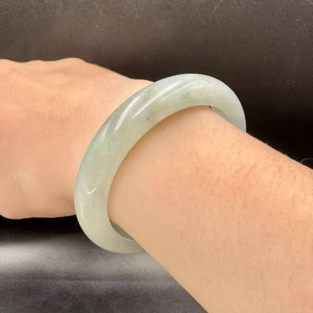 冰糯種淡春彩平安鐲DB5