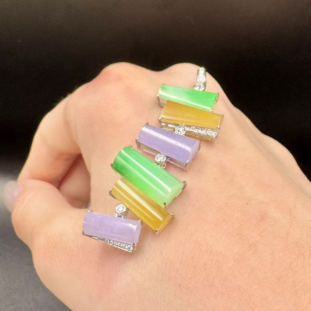 隨心所欲18K金真鑽幾何翡翠墜飾DB5