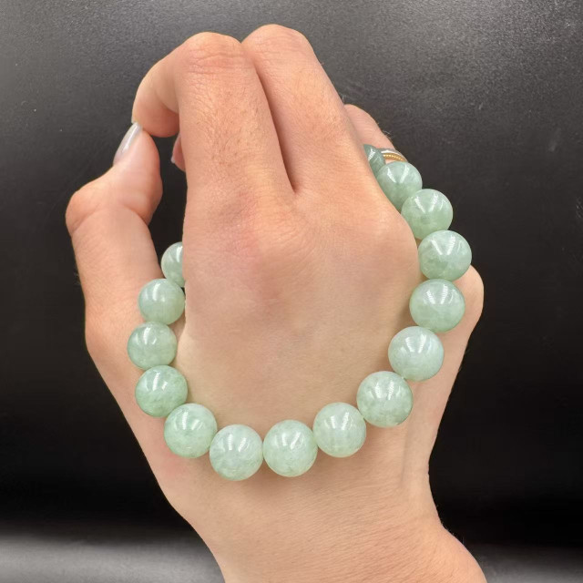 淺綠翡翠圓珠手串DB5