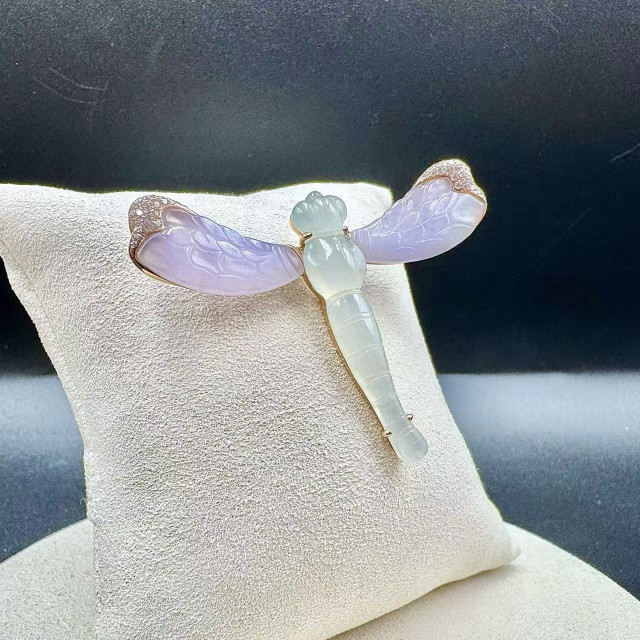 自然田園冰種綠紫翡翠蜻蜓18K金真鑽胸針DB5