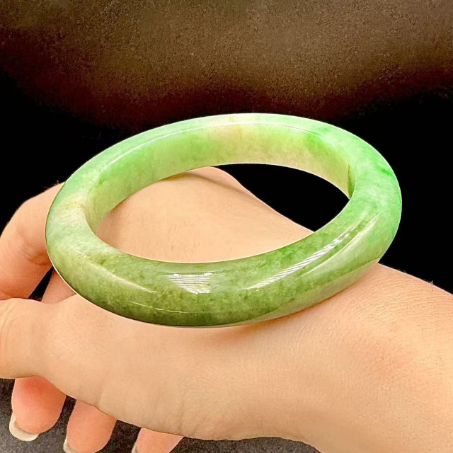 豆糯種滿綠平安鐲 DB5