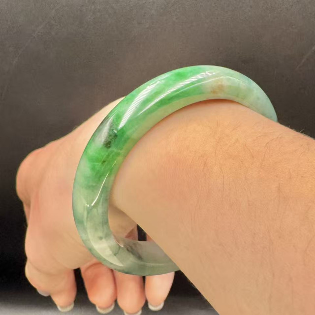 艷豆種飄花平安鐲DB5