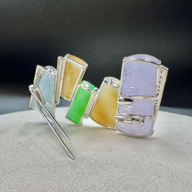 隨心所欲18K金真鑽幾何翡翠胸針DB5