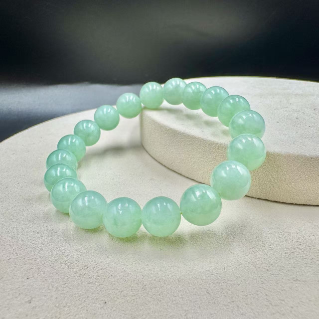 淺綠翡翠圓珠手串DB5