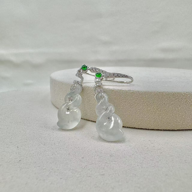 18K真鑽玻璃種造型翡翠耳環DB6