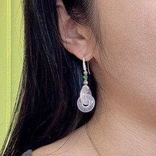 18K金真鑽冰玻種環環相扣造型耳環DB6