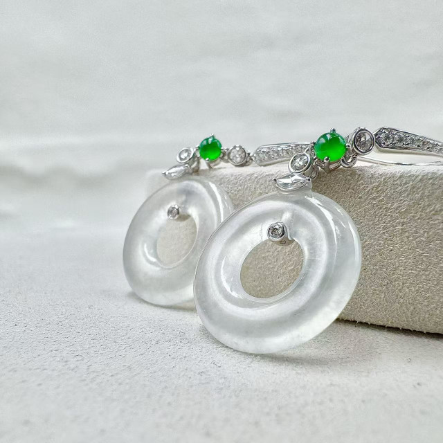 18K金真鑽玻璃種平安扣耳墜DB6