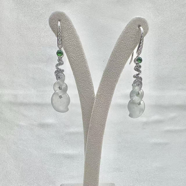 18K真鑽玻璃種造型翡翠耳環DB6