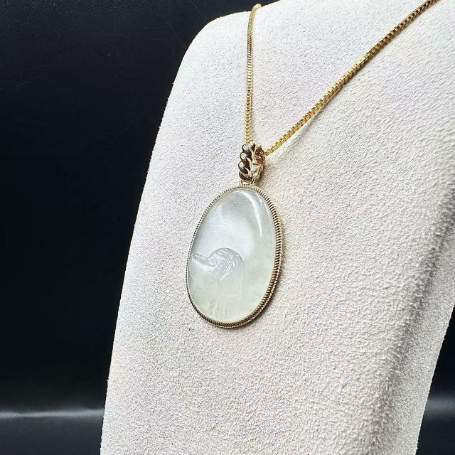 18K金滾珠邊框玻璃種米格魯吊墜DB6