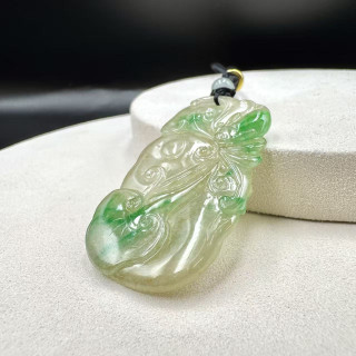 冰糯種如意造型吊墜DB7