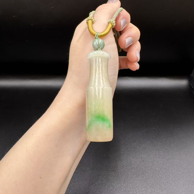 糯種三彩翎管造型墜飾繩鏈DB7