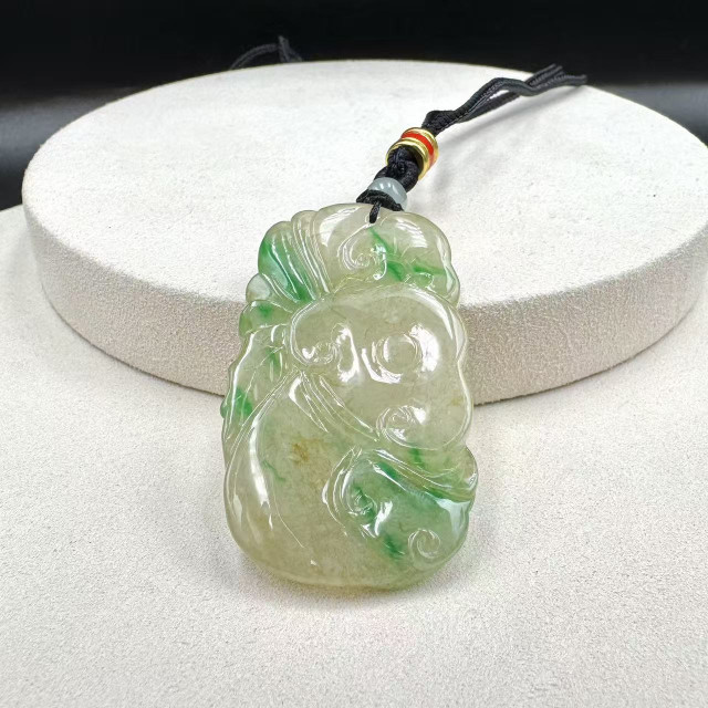 冰糯種如意造型吊墜DB7