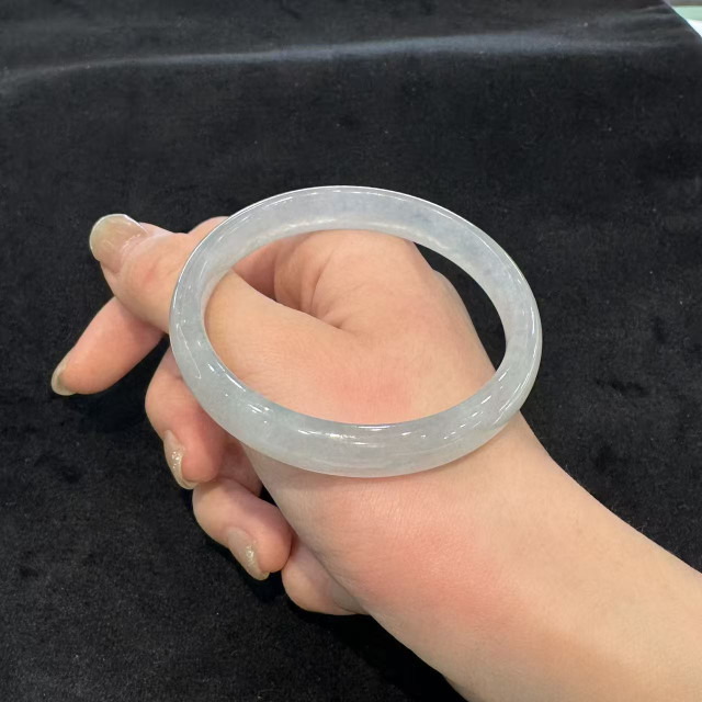 冰玻種白翡翠玉鐲M1