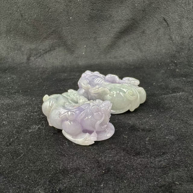 糯種春彩貔貅擺件FUB1