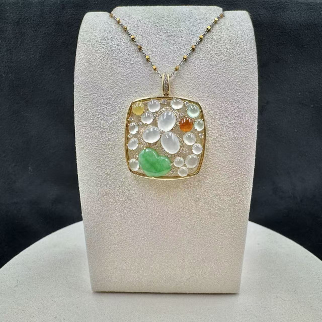 18K金真鑽驚喜藏寶造型吊墜FUB1