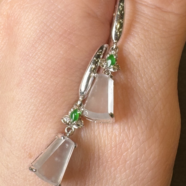 18K金玻璃種立體造型耳環 DB