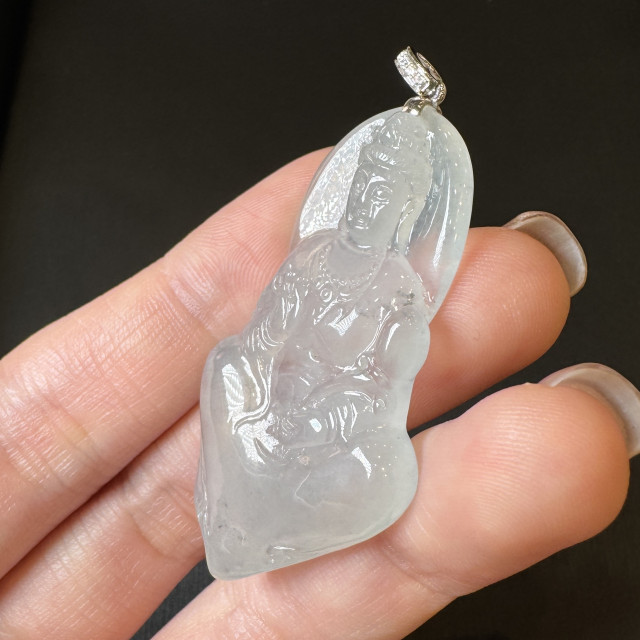 18K金真鑽冰玻璃觀音 DB