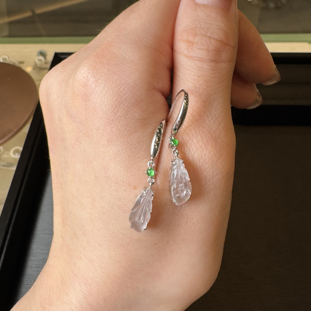 18K金玻璃種羽毛造型耳環 DB