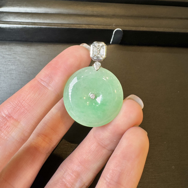 18K金真鑽冰種綠翡翠平安扣吊墜 DB