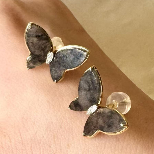 18K烏鷄種翡翠蝴蝶造型耳環 DB2