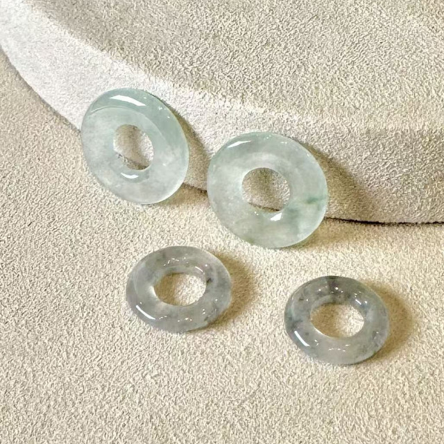 冰種烏鷄翡翠甜甜圈一對(耳飾/挂飾兩用) DB2