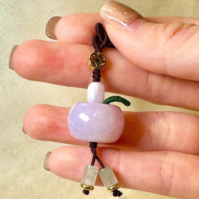 紫羅蘭翡翠平安果吊飾 DB2