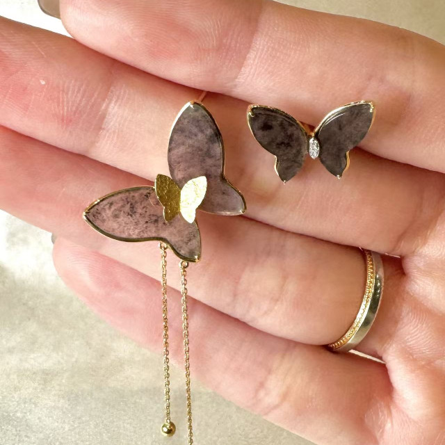 18K烏鷄種翡翠蝴蝶造型AB款耳環 DB2