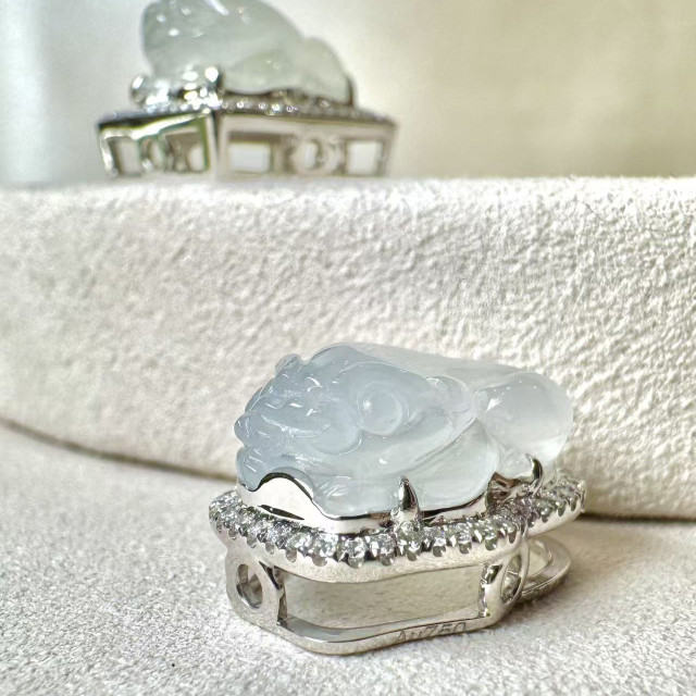 18K真鑽玻璃種貔貅墜飾(兩用) DB2