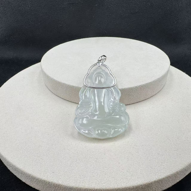 18K金真鑽冰玻種白翡渡母吊墜AP1