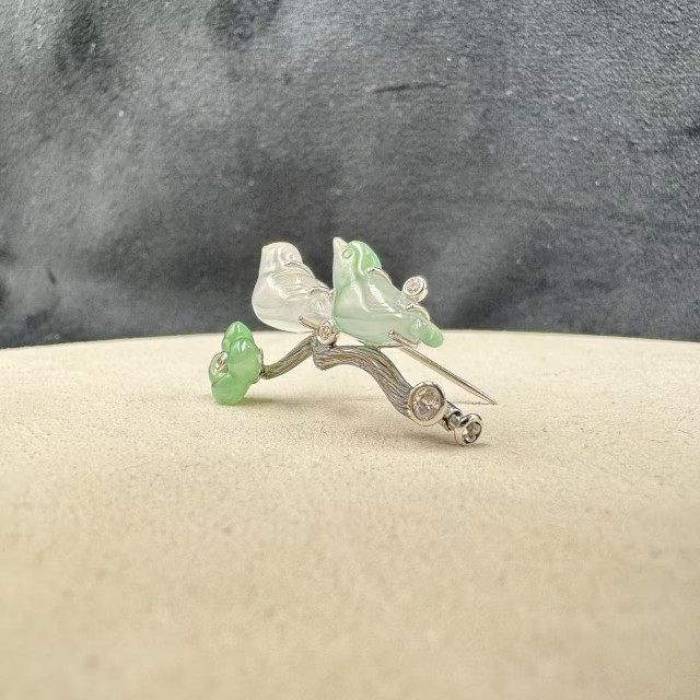 18K金真鑽冰種喜上眉梢胸針AP1