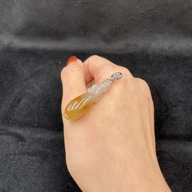 18K金真鑽冰種紅翡水瓶吊墜AP1