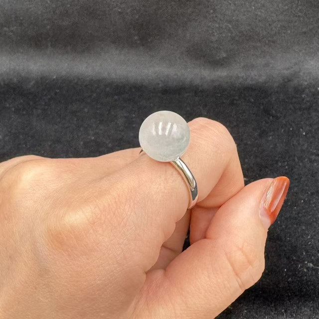 18K金冰種白翡圓珠戒指AP1