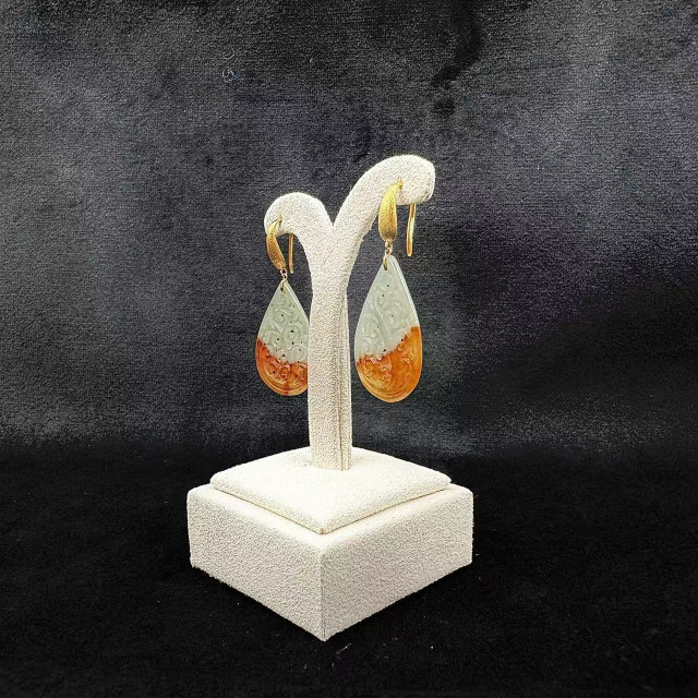 18K金紅翡鏤雕花耳環M3