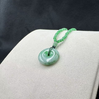 冰糯種帶綠平安扣小米珠綁繩項鍊M4