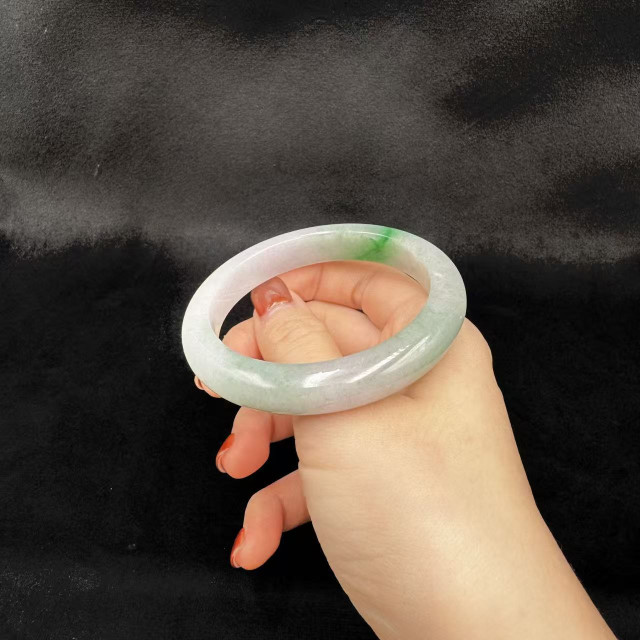 冰糯種一抹綠平安鐲M4