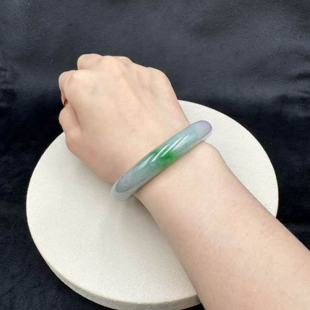 冰糯種一抹綠平安鐲M4