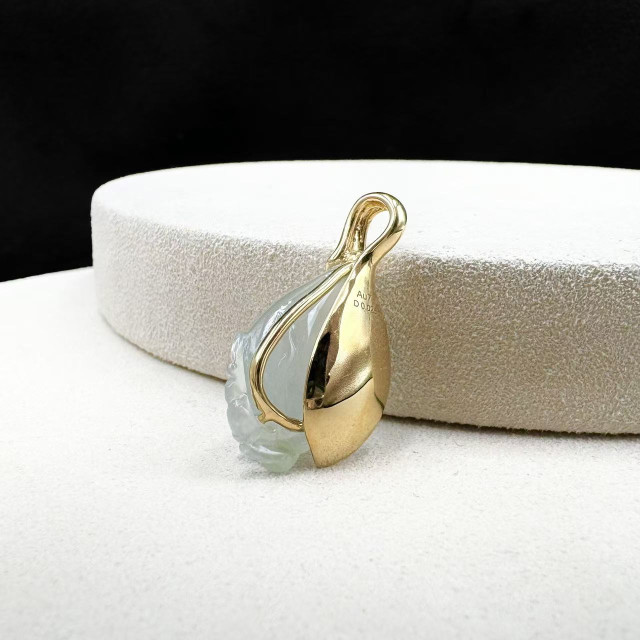 18K金真鑽冰種三腳蟾吊墜M2