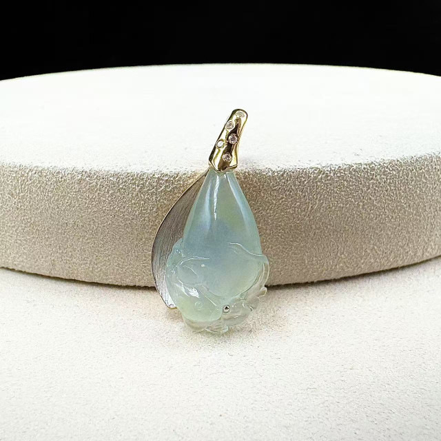 18K金真鑽冰種三腳蟾吊墜M2