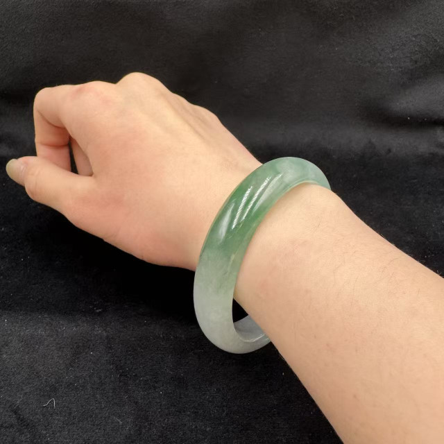 冰種飄花平安鐲 M1