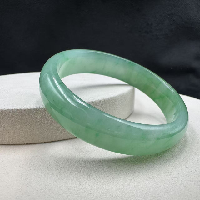 冰糯翡翠滿綠手鐲 M1