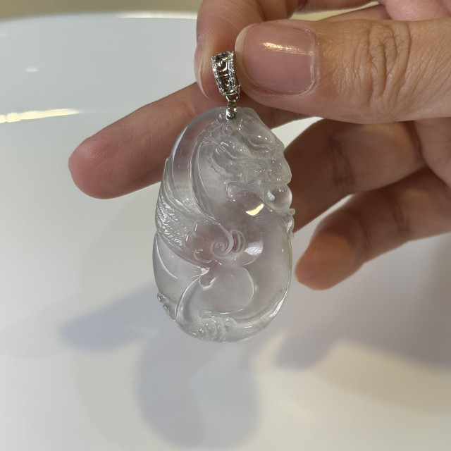 玻璃種龍牌墜飾
